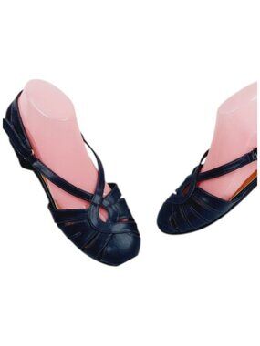 Classique Women's Navy Leather Close-Toe Gladiator Flats Size US 9.5